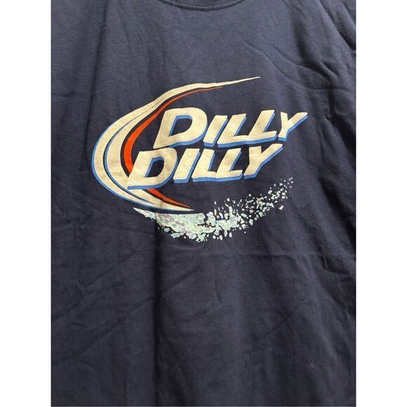 Dilly Dilly Bud Light T-shirt size Large - Picture 2 of 2